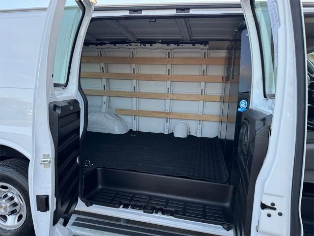 2024 Chevrolet Express Cargo 2500 Base