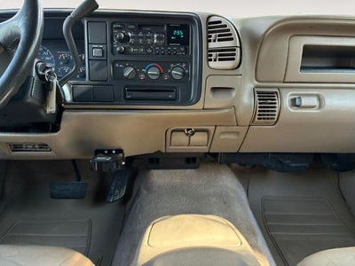 2000 GMC Sierra 3500 HD Base