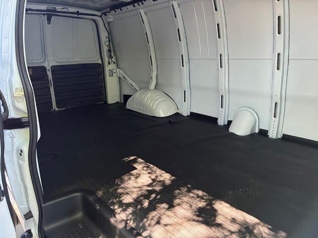 2026 GMC Savana Cargo Base