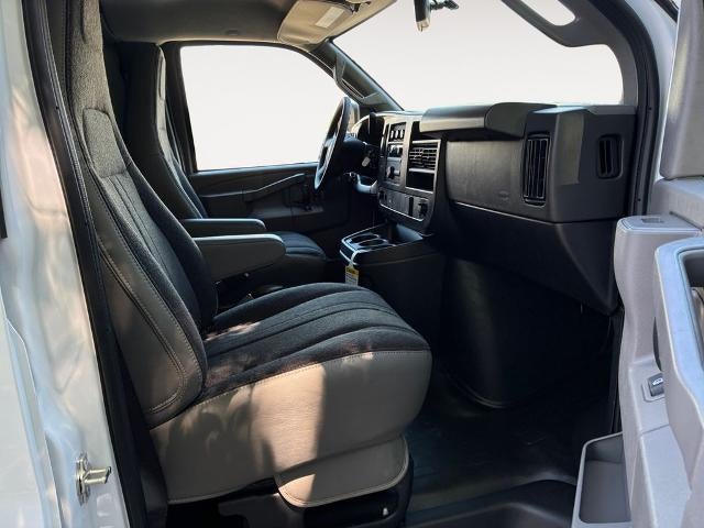 2026 GMC Savana Cargo Base