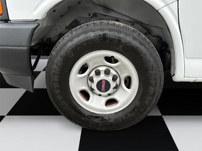 2023 GMC Savana Cargo 2500 Base