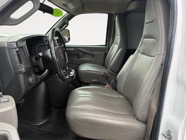2023 GMC Savana Cargo 2500 Base