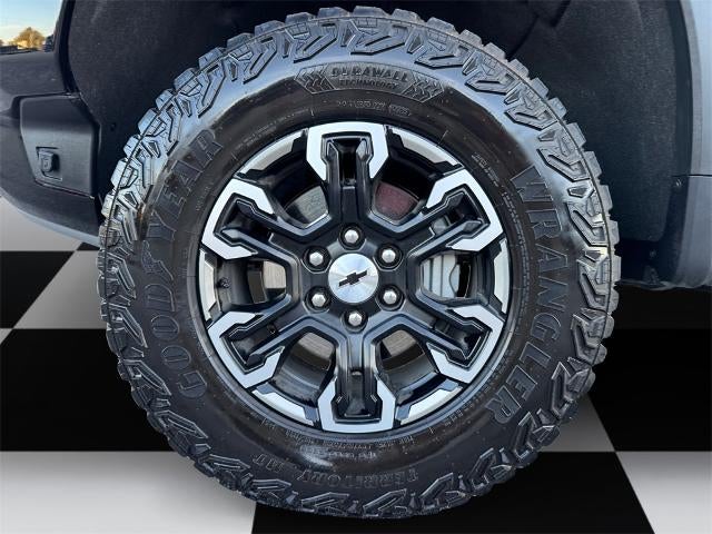 2025 Chevrolet Silverado 1500 ZR2