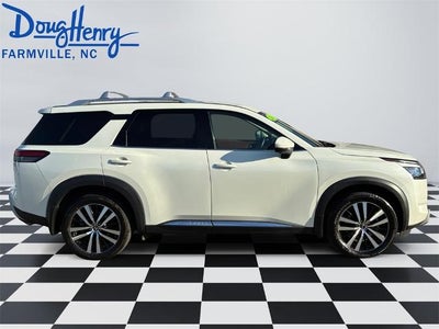 2024 Nissan Pathfinder Platinum