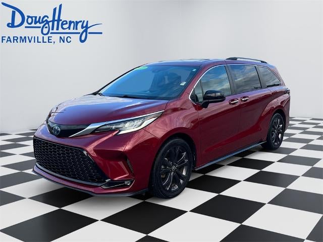 2022 Toyota Sienna XSE