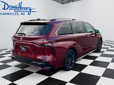 2022 Toyota Sienna XSE