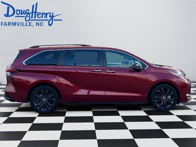 2022 Toyota Sienna XSE