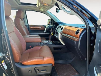 2019 Toyota Tundra 4WD SR5