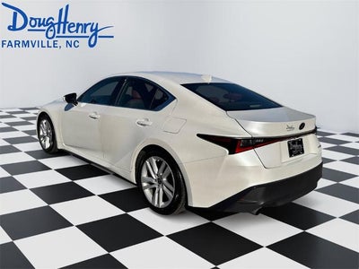 2022 Lexus IS 