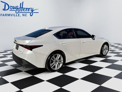 2022 Lexus IS 