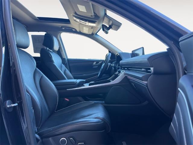 2022 Genesis GV80 Base