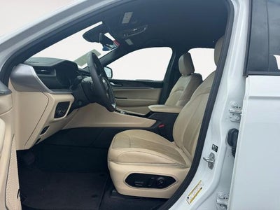 2023 Jeep Grand Cherokee Limited 4x2