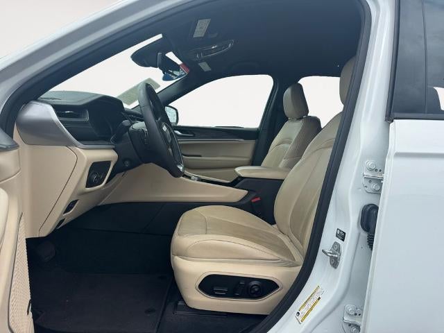 2023 Jeep Grand Cherokee Limited 4x2