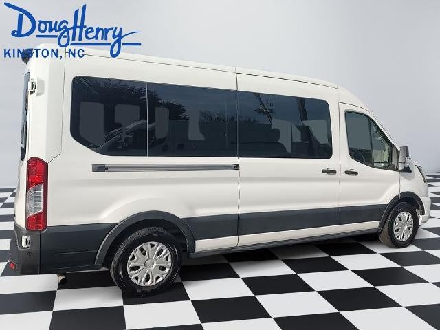 2023 Ford Transit Passenger Wagon T-350 148" Med Roof XLT RWD