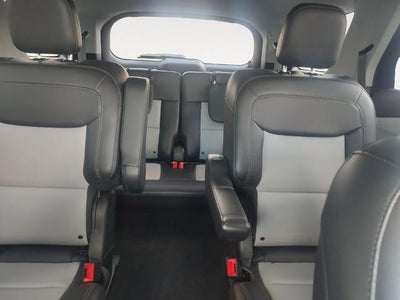 2022 Ford Explorer XLT RWD