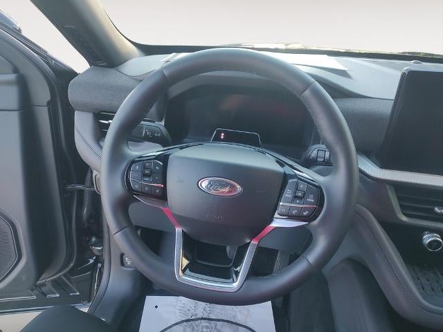 2025 Ford Explorer Platinum RWD