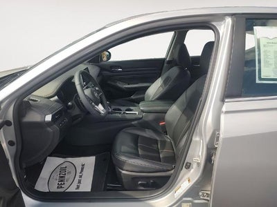 2021 Nissan Altima 2.5 SR Sedan