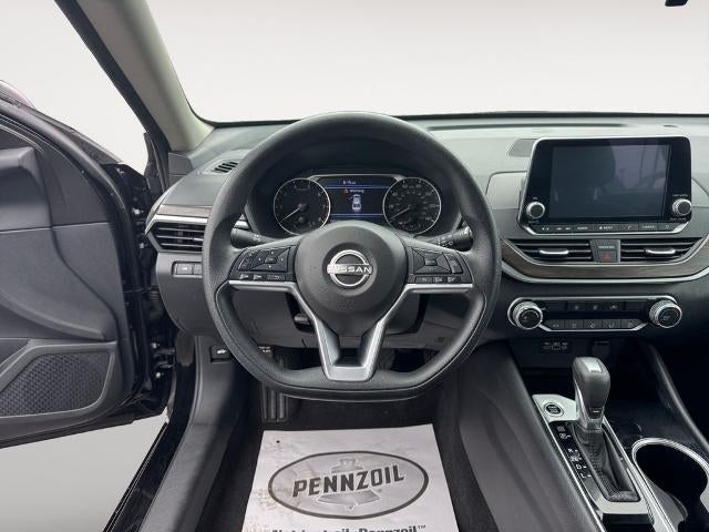 2024 Nissan Altima 2.5 SV Sedan