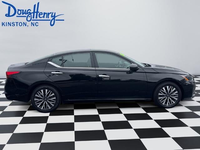 2024 Nissan Altima 2.5 SV Sedan