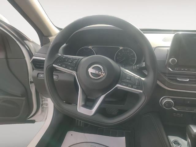 2023 Nissan Altima 2.5 SV Sedan