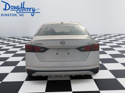 2023 Nissan Altima 2.5 SV Sedan