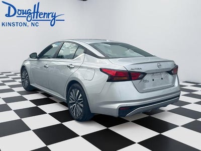 2024 Nissan Altima 2.5 SV Sedan