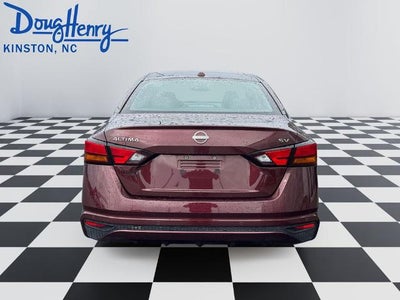 2024 Nissan Altima 2.5 SV Sedan