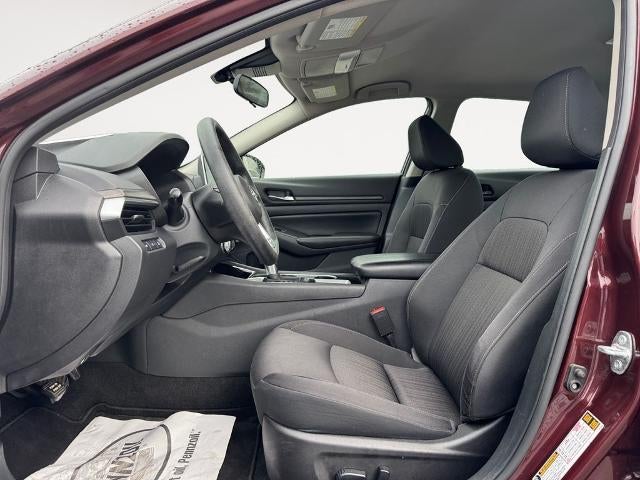 2024 Nissan Altima 2.5 SV Sedan