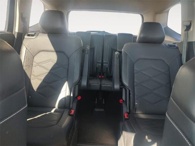 2024 Volkswagen Atlas 2.0T SE w/Technology 4MOTION