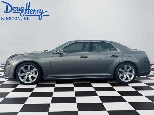 2012 Chrysler 300 4dr Sdn V8 SRT8 RWD