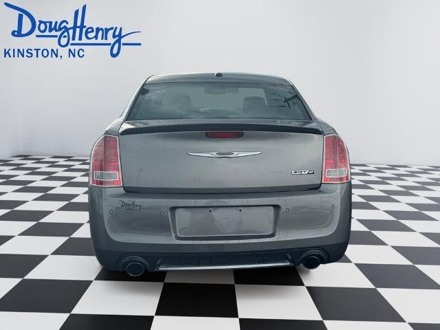 2012 Chrysler 300 4dr Sdn V8 SRT8 RWD