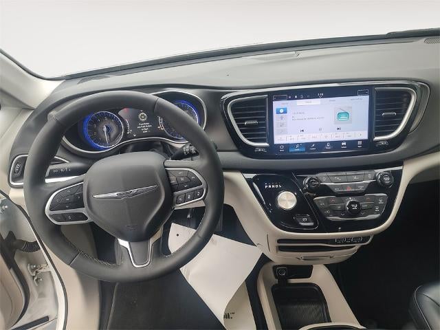 2024 Chrysler Pacifica Touring L FWD