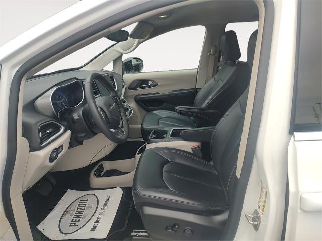 2024 Chrysler Pacifica Touring L FWD