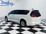2023 Chrysler Voyager LX FWD