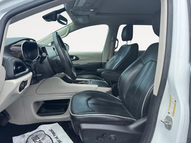 2023 Chrysler Pacifica Limited FWD