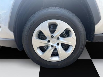 2022 Toyota RAV4 LE FWD (GS)