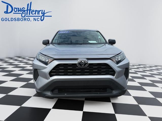 2022 Toyota RAV4 LE FWD (GS)