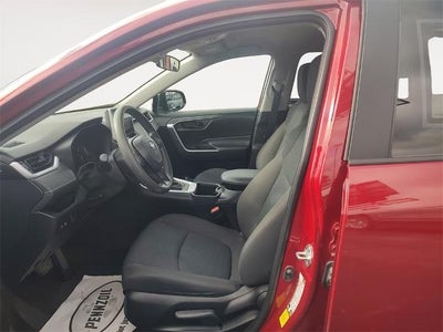 2023 Toyota RAV4 LE FWD (GS)