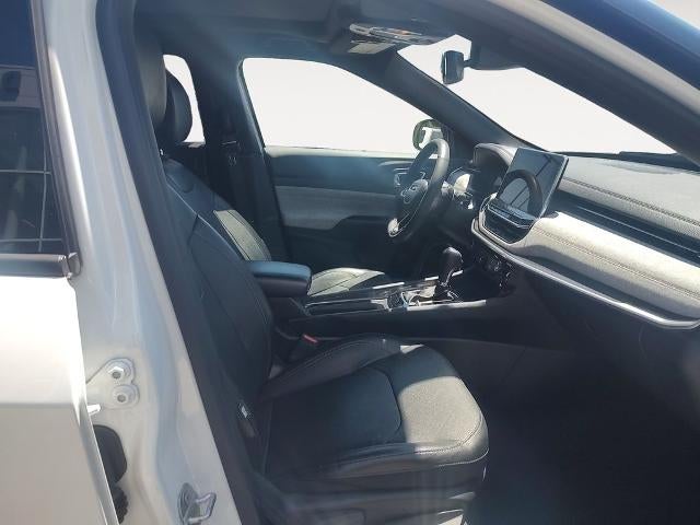 2023 Jeep Compass Latitude Lux 4x4