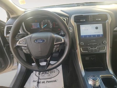 2020 Ford Fusion SE FWD