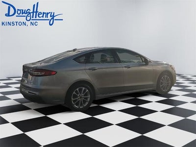 2020 Ford Fusion SE FWD