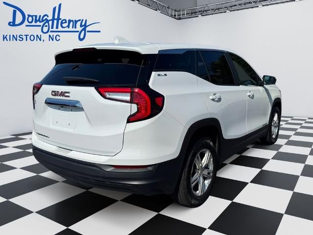 2024 GMC Terrain FWD 4dr SLE