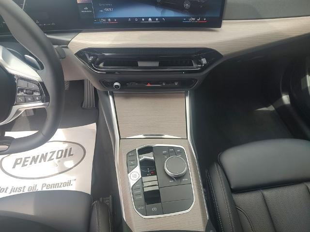 2025 BMW 330i xDrive Sedan