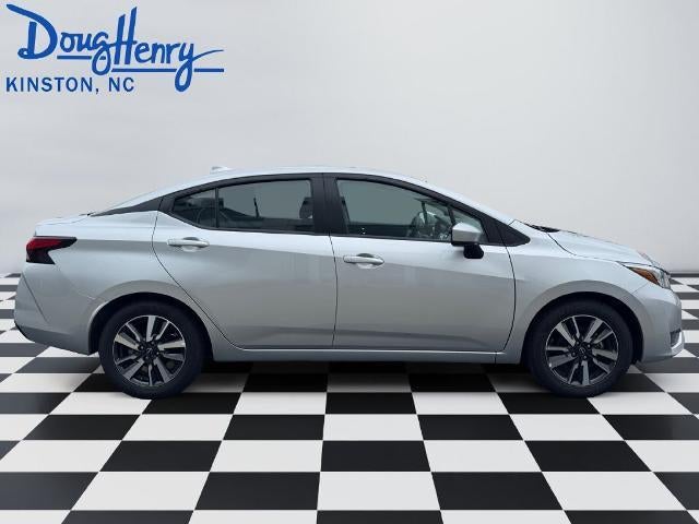 2025 Nissan Versa SV CVT