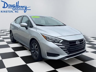 2025 Nissan Versa SV CVT