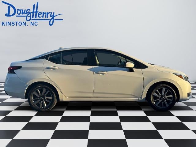 2025 Nissan Versa SV CVT