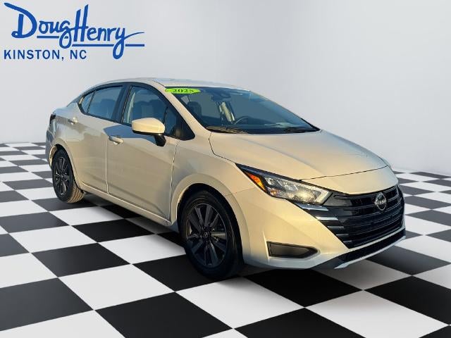 2025 Nissan Versa SV CVT