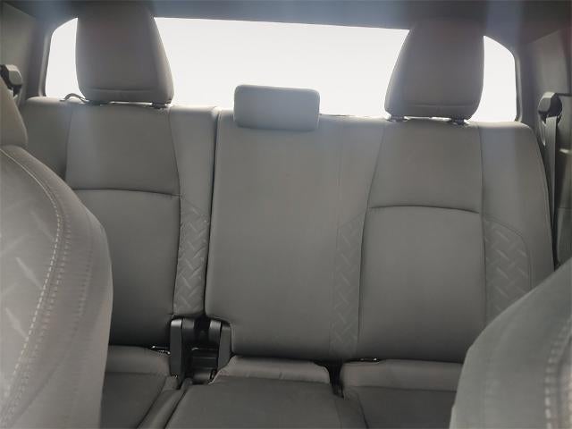 2024 Toyota Tacoma 2WD 2WD SR5 Double Cab 5' Bed AT (SE)