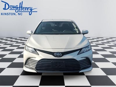 2023 Toyota Camry LE Auto (SE)