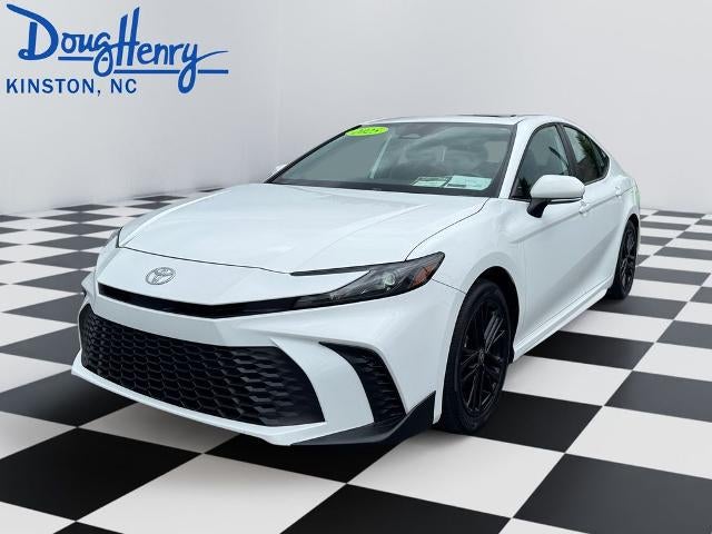 2025 Toyota Camry SE (SE)